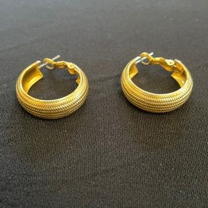 Rare Vintage Monet earrings,  classic 1” hoops